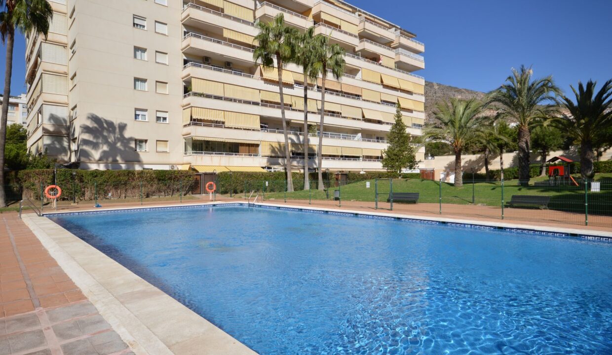 Piscina1